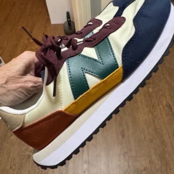 New Balance 237 Sneakers - Picture 6 of 8